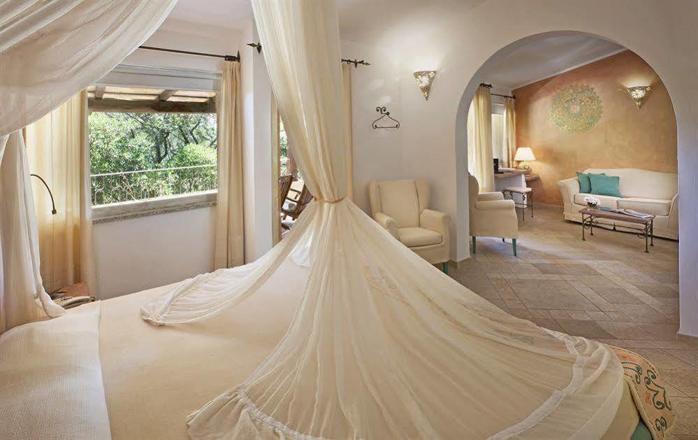 Hotel Capo D'Orso Thalasso & Spa Palau Exterior photo
